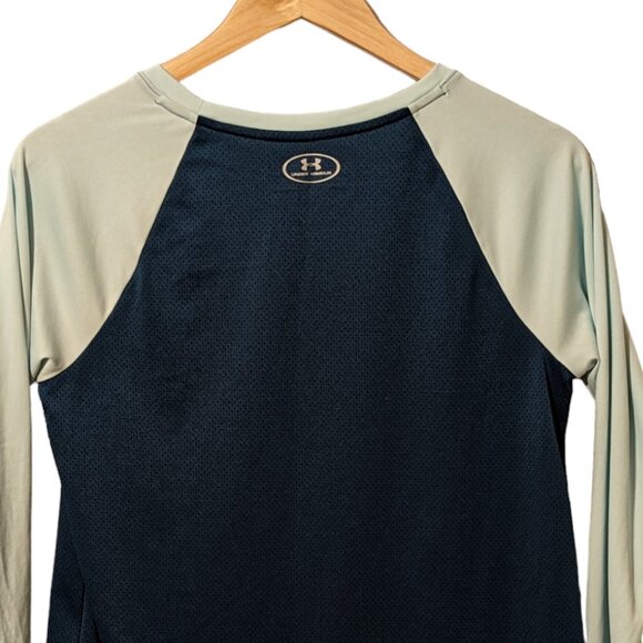 Hurley Loose Fit Heat Gear Long Sleeve Top EUC - Picture 3 of 8